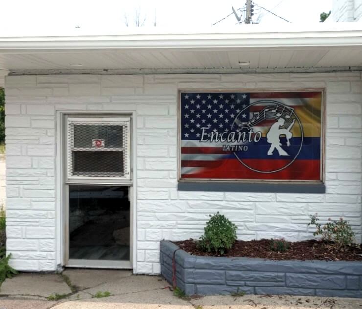 Custom vinyl building signs